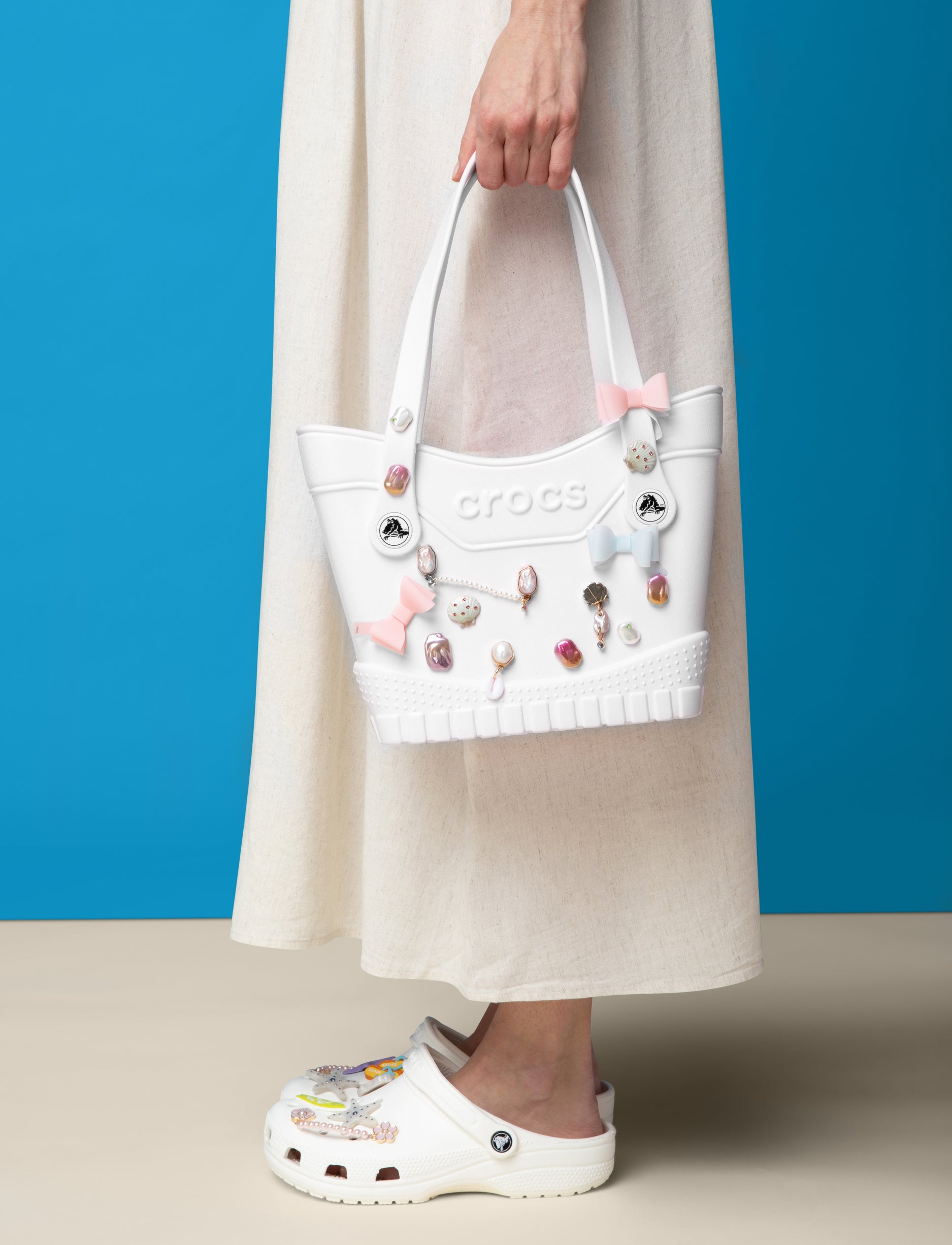 Crocs Small Eva Tote - תיק קרוקס קטן לנשים בצבע לבן – Crocs IL